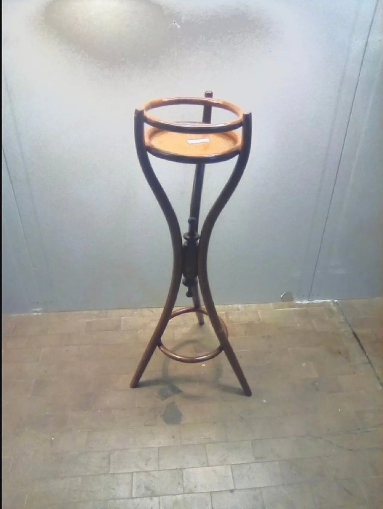 Portapiante di Michael Thonet per Thonet 6
