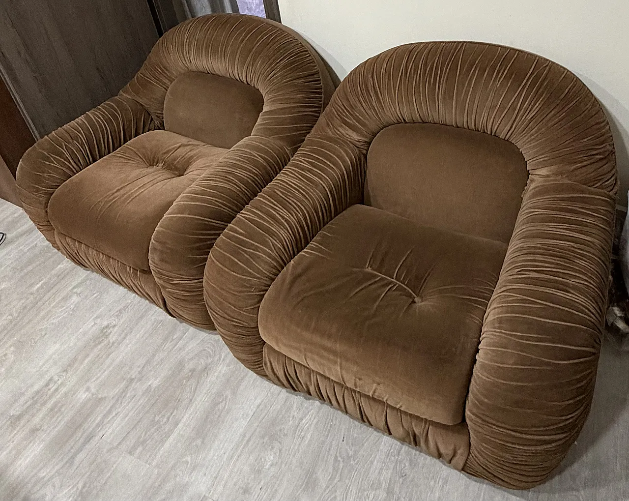 Coppia di poltrone lounge, anni '70 1