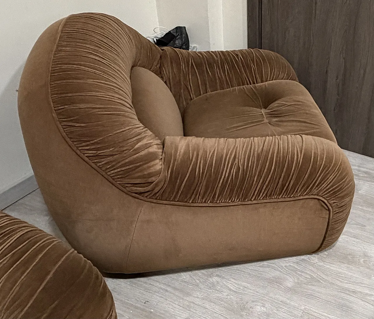 Coppia di poltrone lounge, anni '70 3