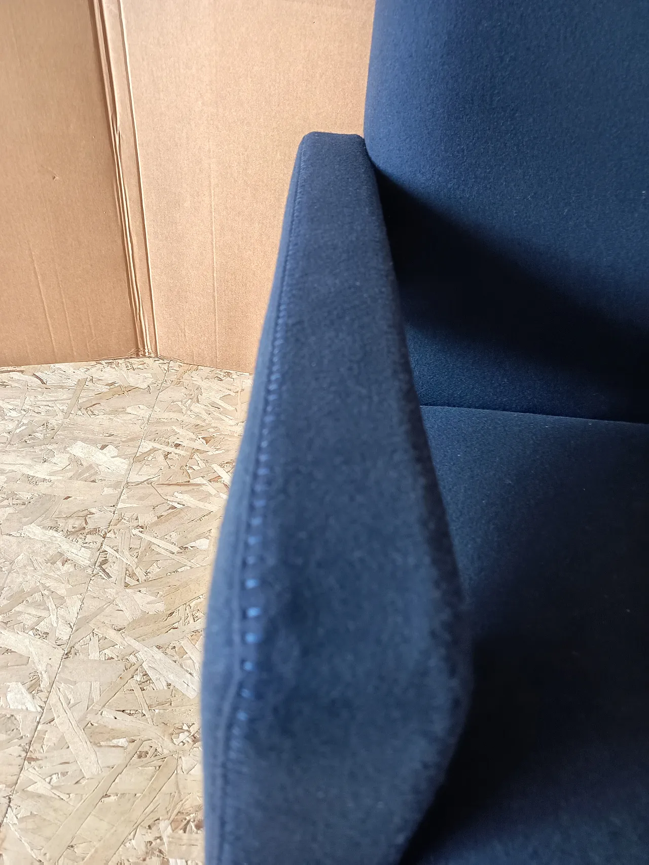 Blue wool armchair by Gerrit Rietveld for Cassina, 2000s 28