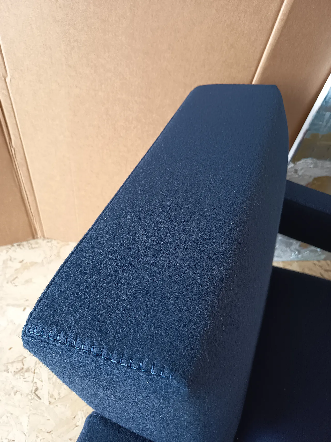 Blue wool armchair by Gerrit Rietveld for Cassina, 2000s 34