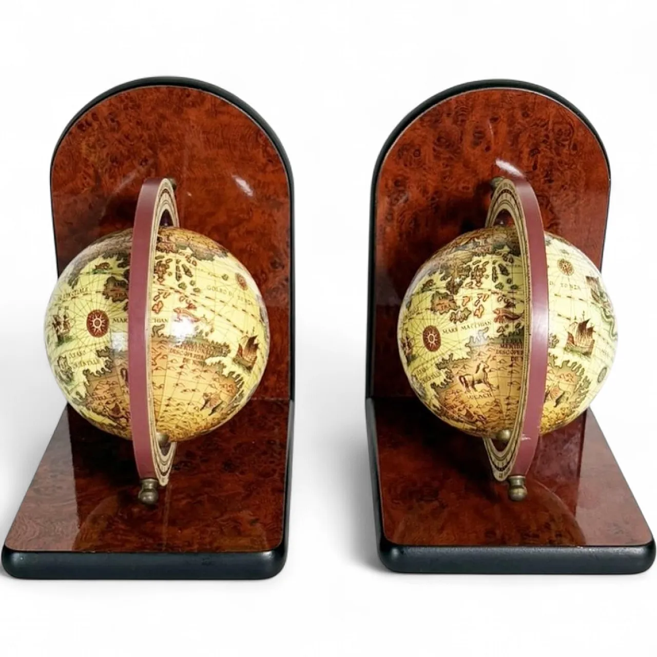 Pair of globe-shaped bookends, 1970s 8