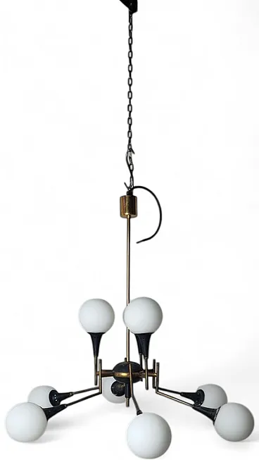 12-light brass chandelier with opaline spheres from Stilnovo, 1950s