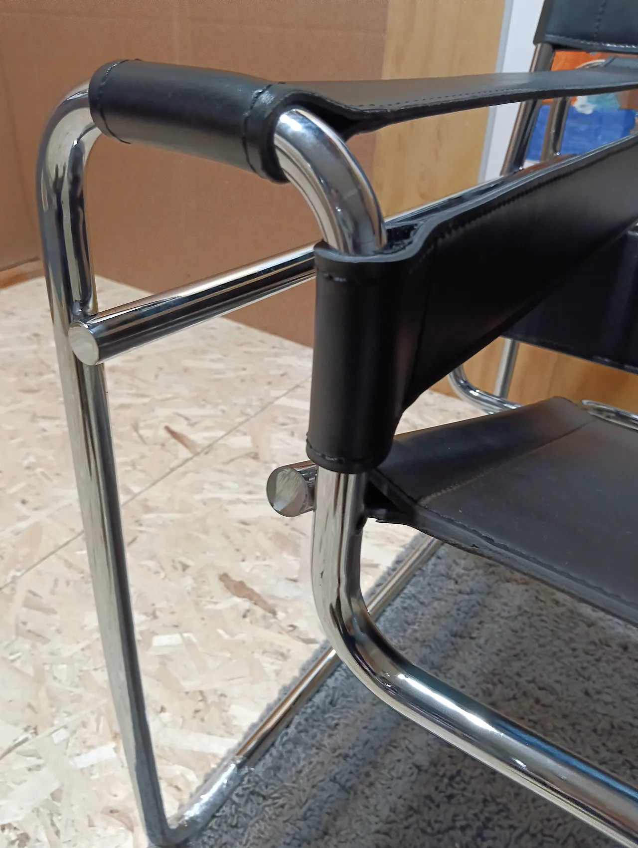 B3 Wassily armchair in black leather by Marcel Breuer for Knoll, 2000s 50
