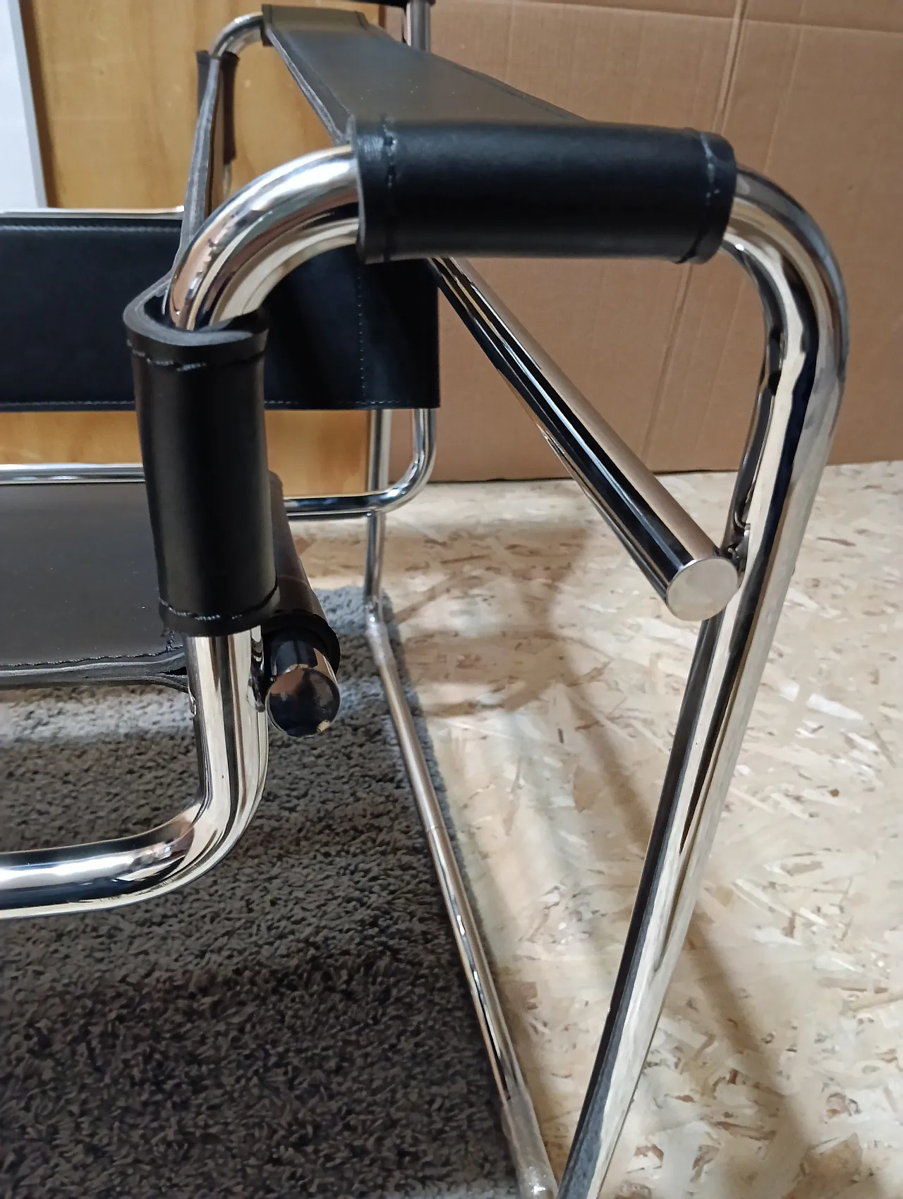 B3 Wassily armchair in black leather by Marcel Breuer for Knoll, 2000s 51