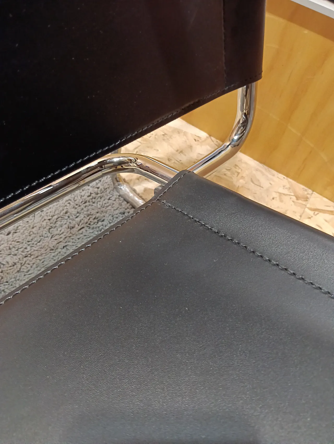 B3 Wassily armchair in black leather by Marcel Breuer for Knoll, 2000s 75