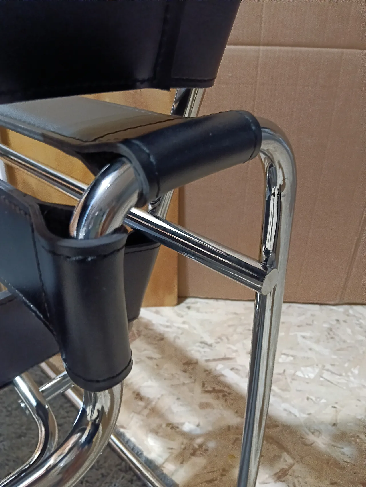 B3 Wassily armchair in black leather by Marcel Breuer for Knoll, 2000s 99