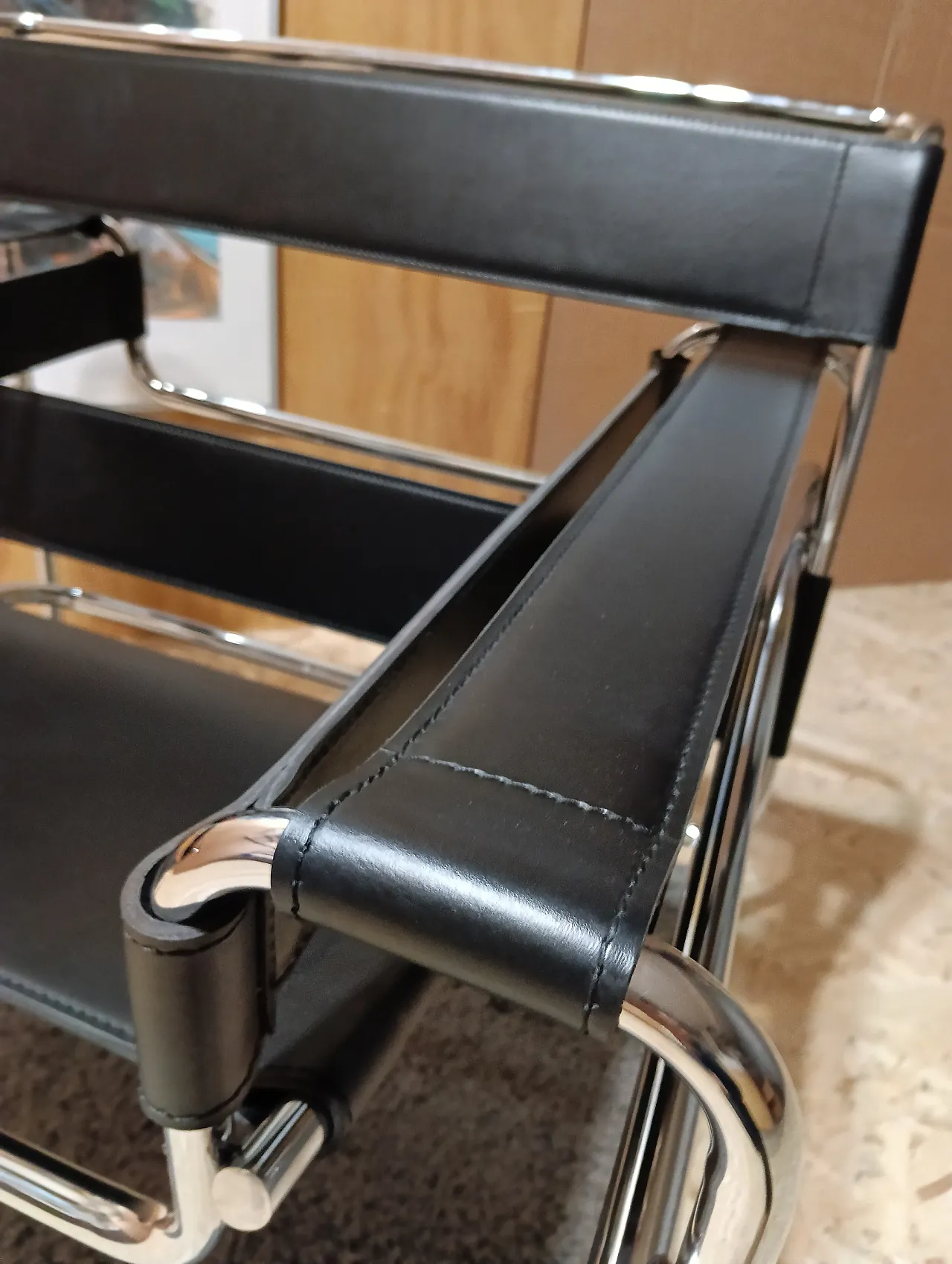 B3 Wassily armchair in black leather by Marcel Breuer for Knoll, 2000s 111