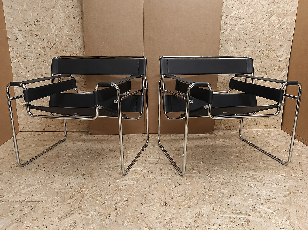 6 black leather Wassily B3 armchairs by Marcel Breuer for Knoll, 2000s 2