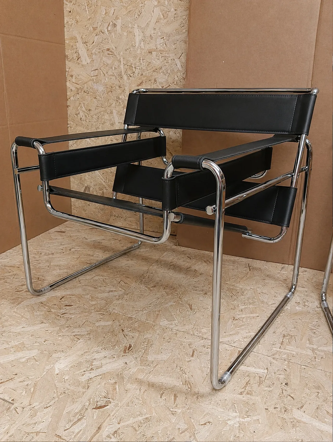 6 black leather Wassily B3 armchairs by Marcel Breuer for Knoll, 2000s 4