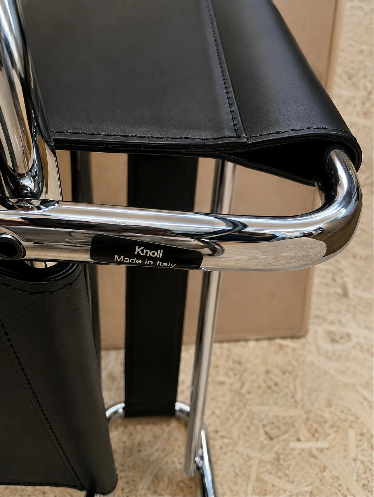 6 black leather Wassily B3 armchairs by Marcel Breuer for Knoll, 2000s 8
