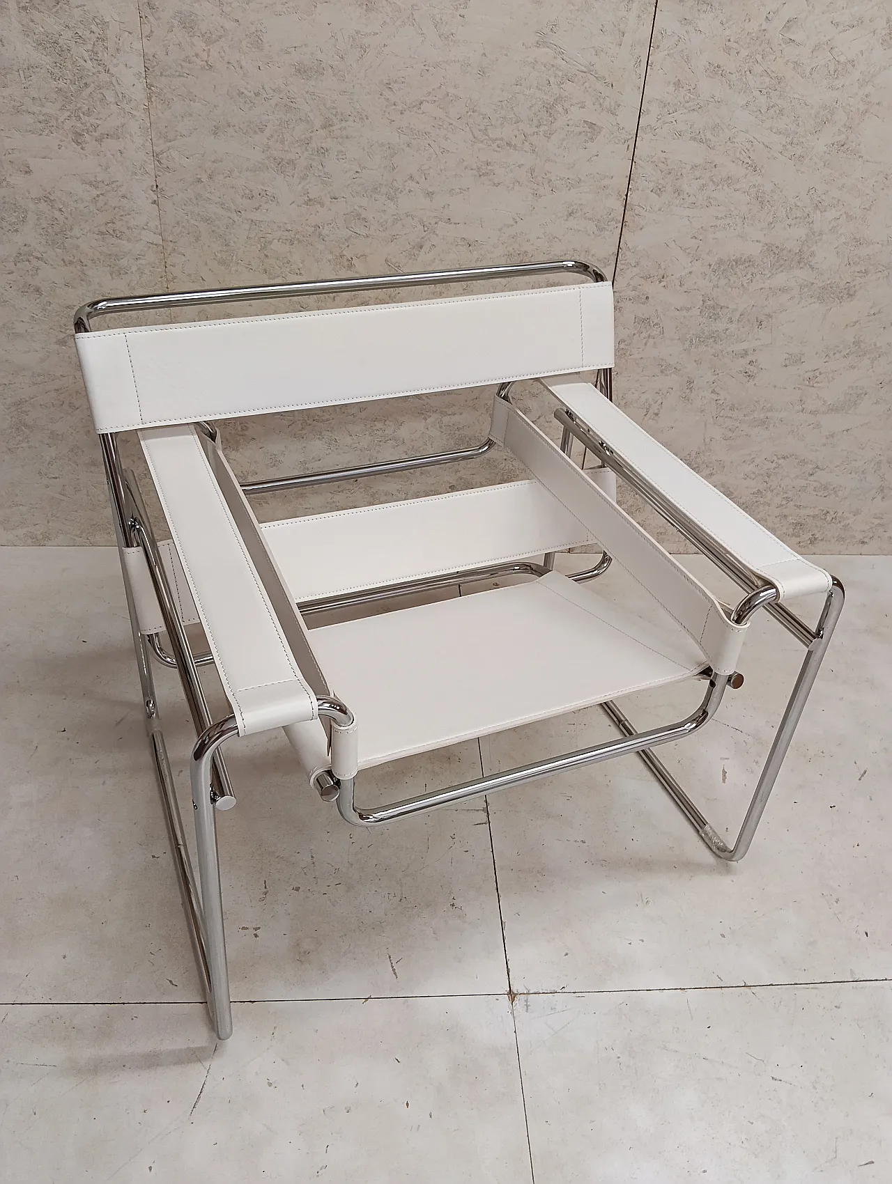 6 black leather Wassily B3 armchairs by Marcel Breuer for Knoll, 2000s 22