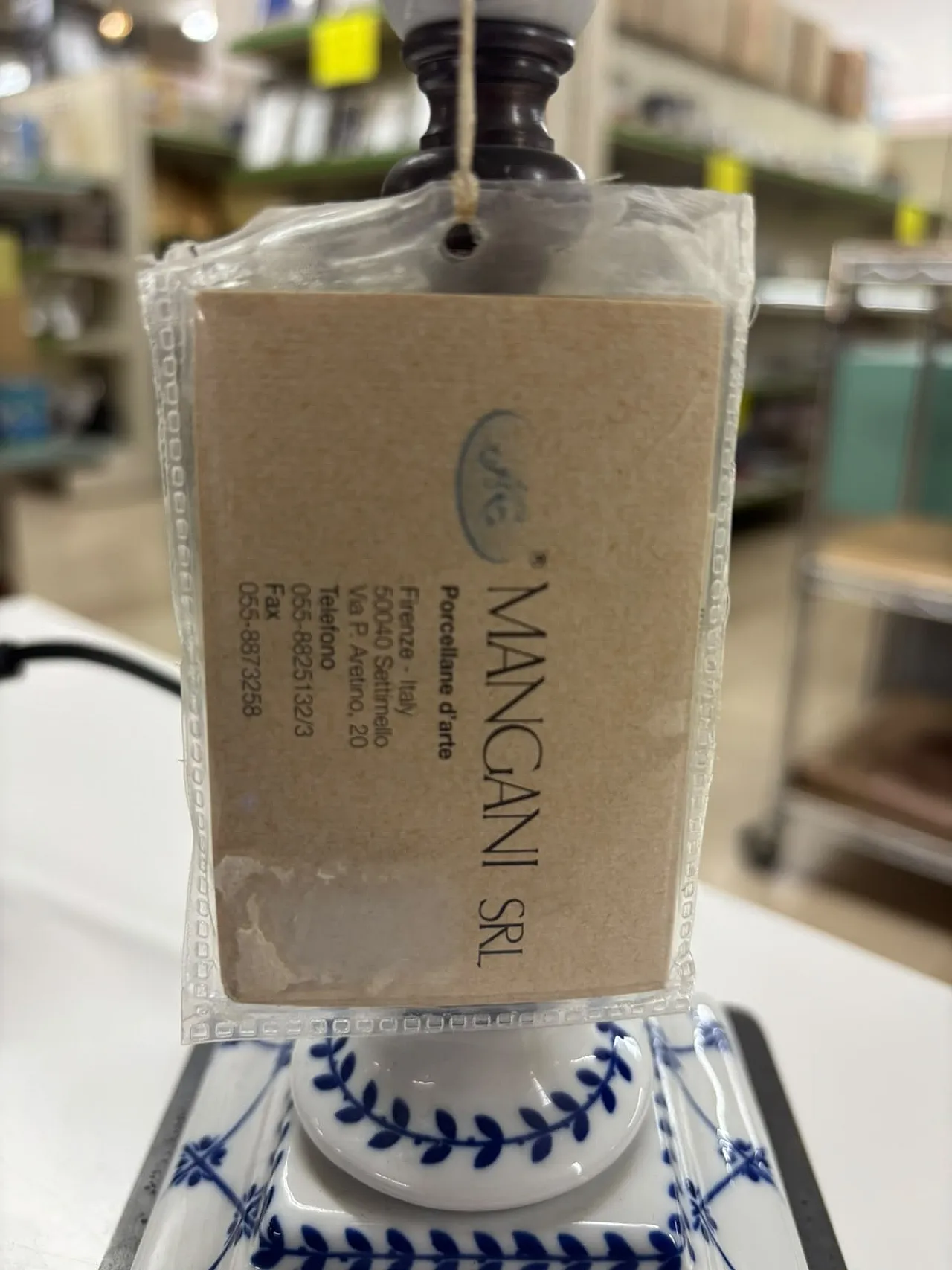 Table lamp by Mangani in white and blue porcelain and bronze, 1980s 1