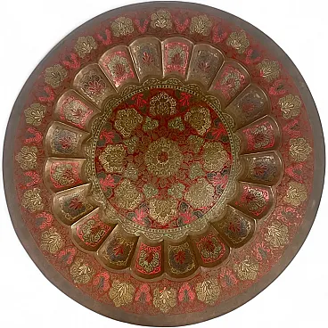 Sottopiatto da parete in rame con decorazioni floreali, anni '70