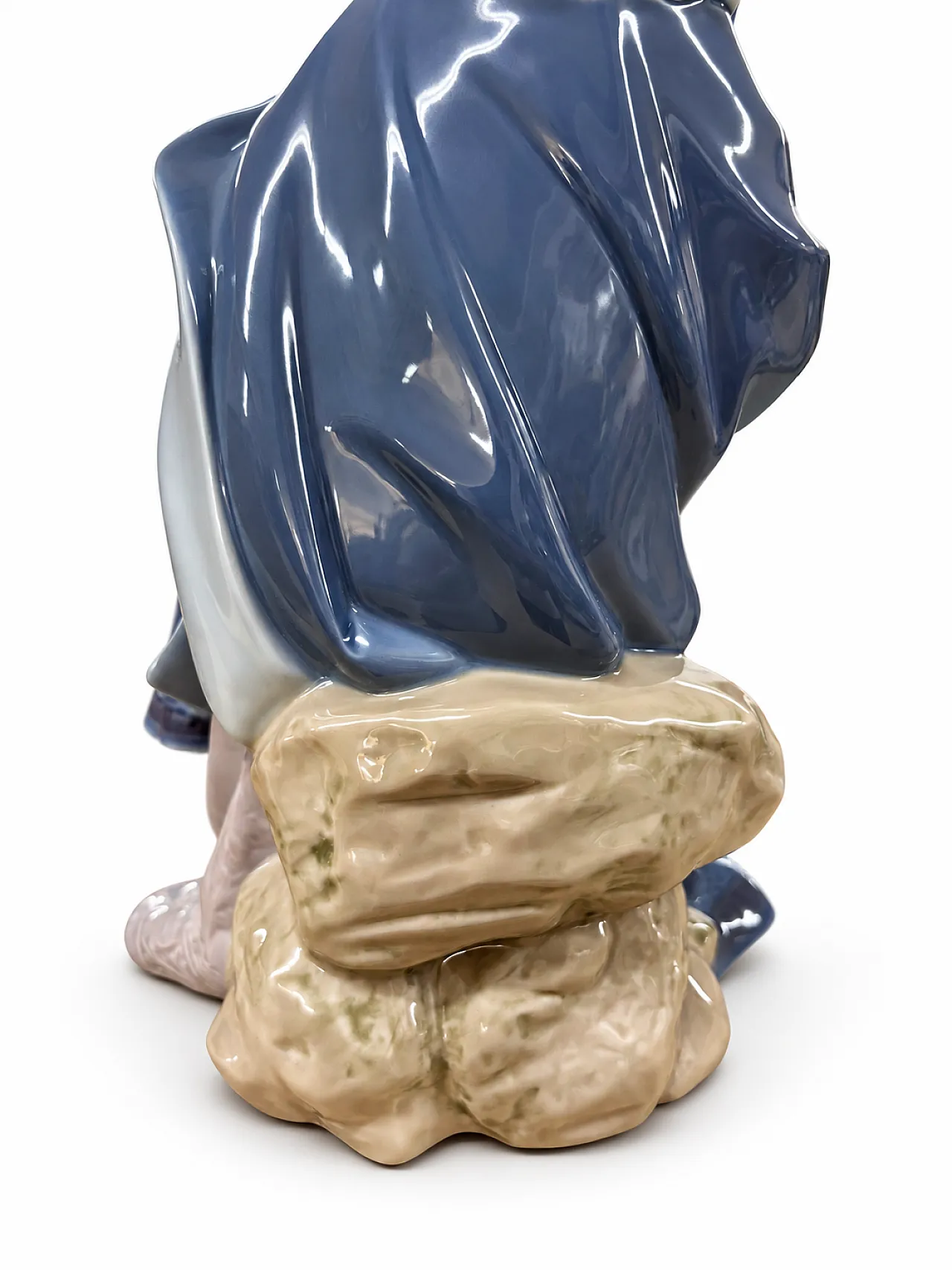 Madonna in Prayer, porcelain sculpture, 1970s 1