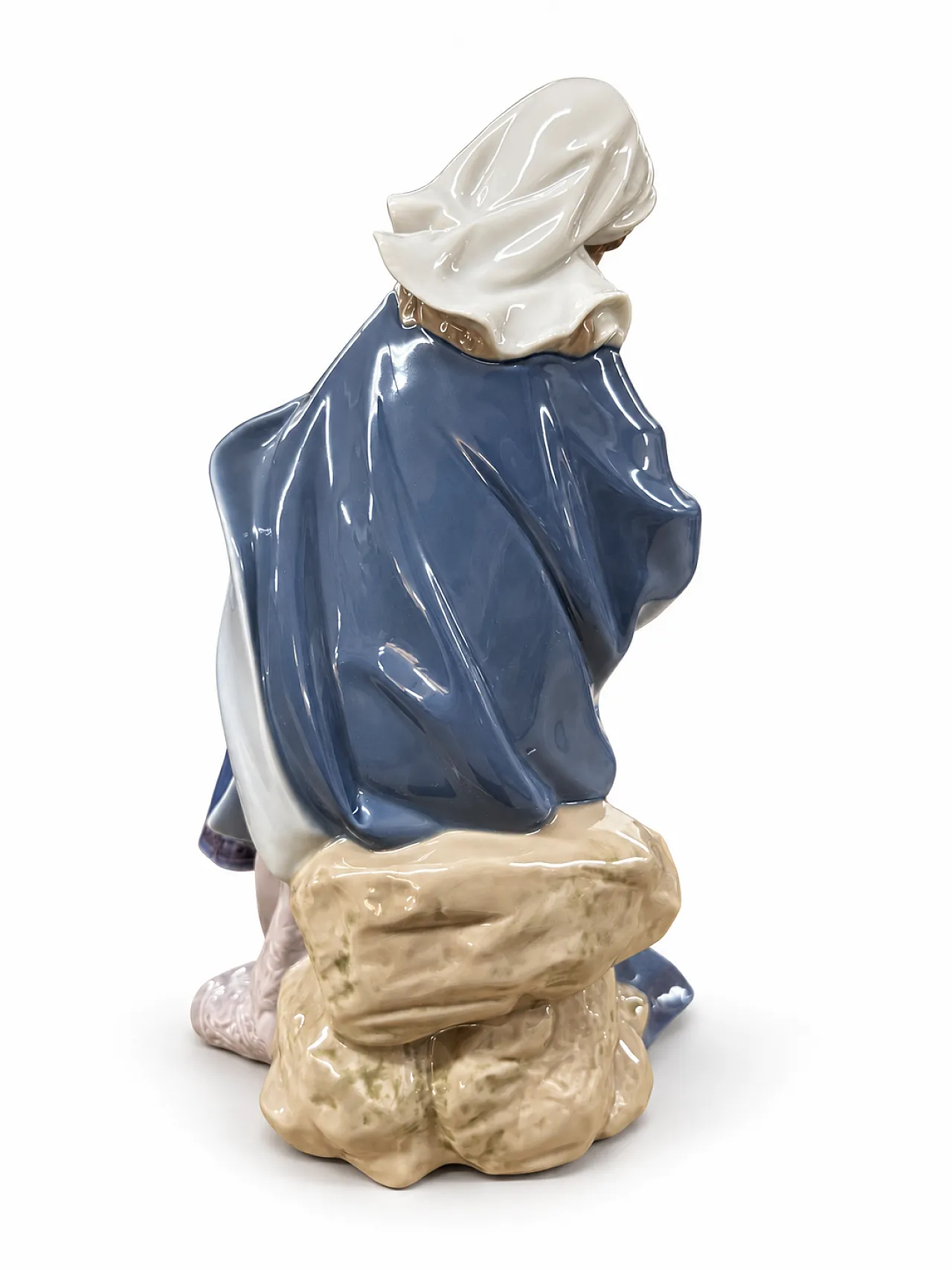 Madonna in Prayer, porcelain sculpture, 1970s 2