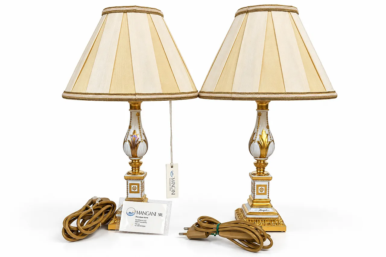 Pair of table lamps by Mangani in white and gold porcelain, 1970s 5