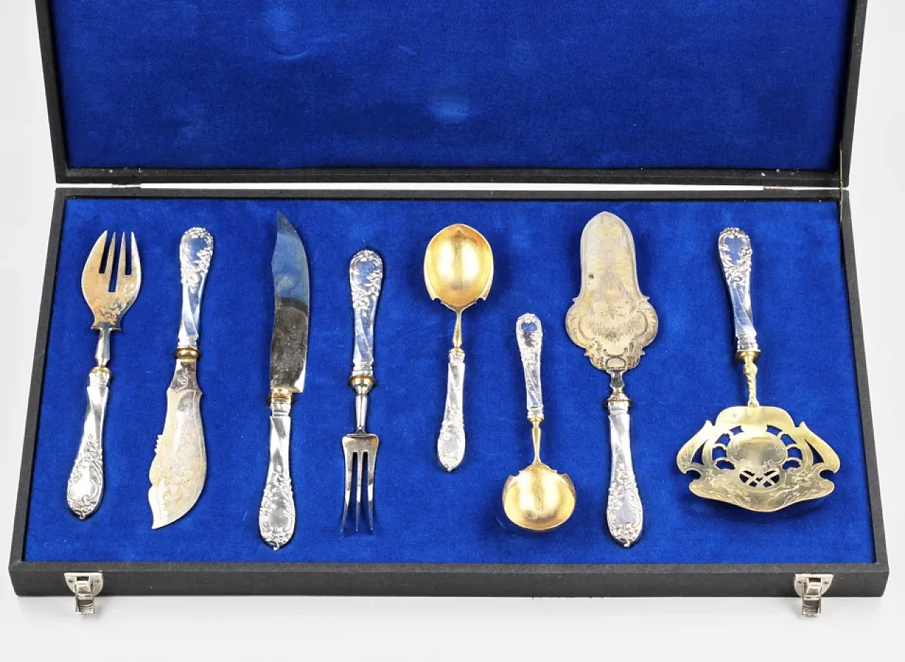 Silver serving set, late 19th century 4