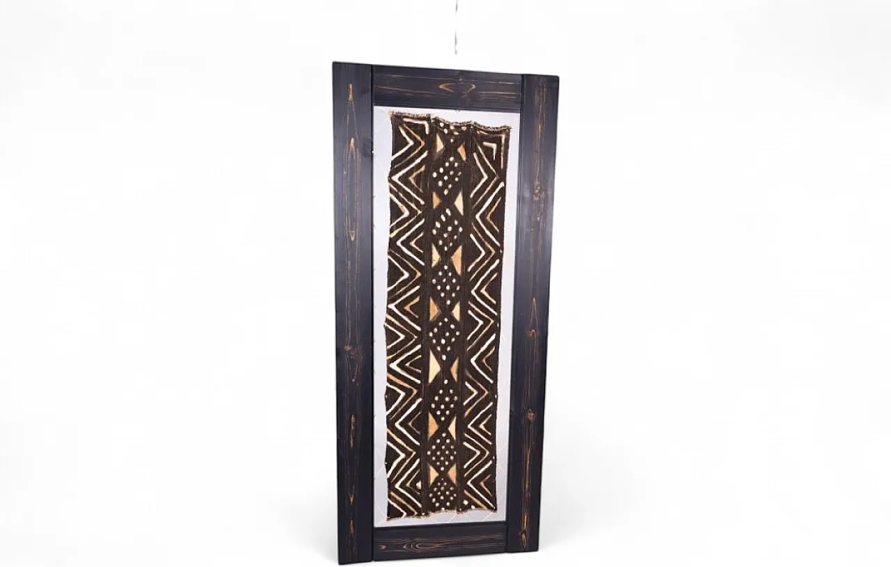 Arazzo etnico con cornice in legno, anni '80 7