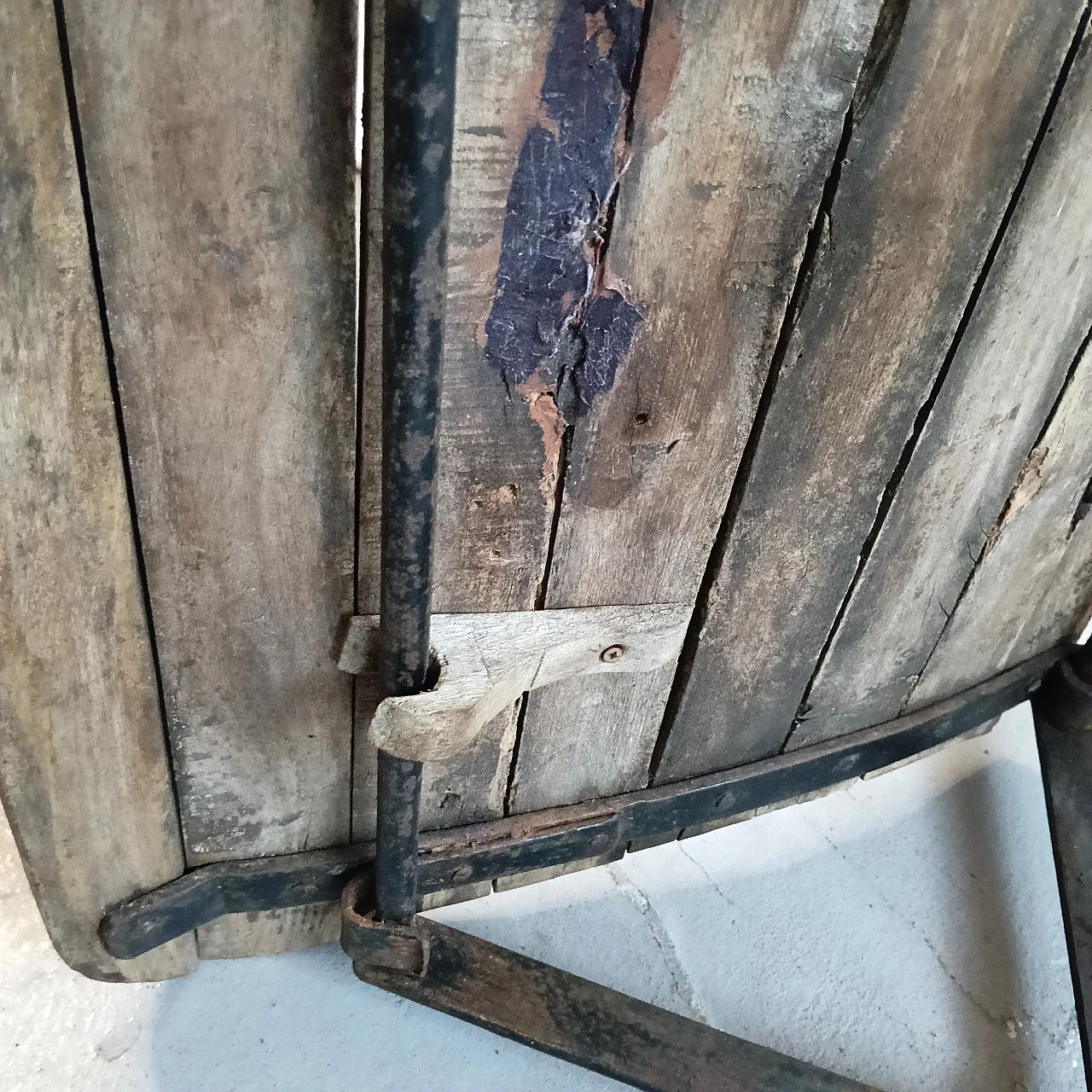 Chair in wood and metal, 19th century 18