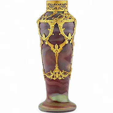 Decorative vase crafted from agate glass, late 19th century