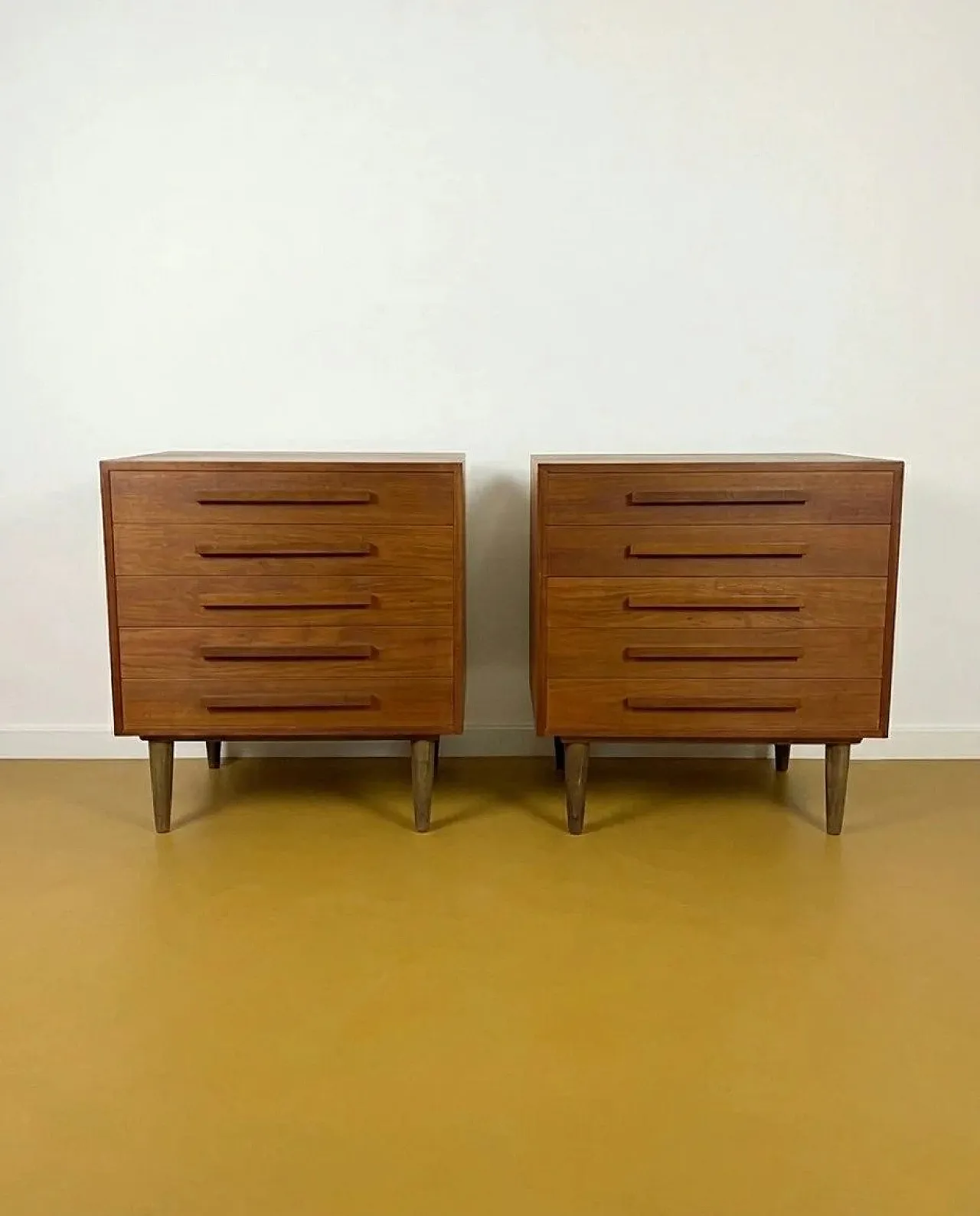Coppia di Cassettiere, Danimarca, anni '60 1