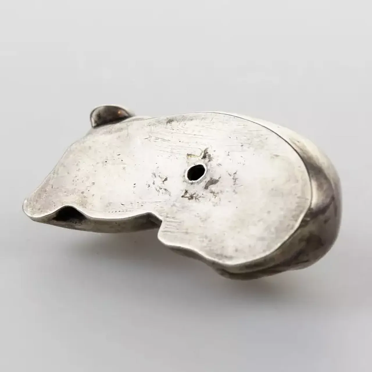 Silver figurine depicting a seated dog, early 20th century 2