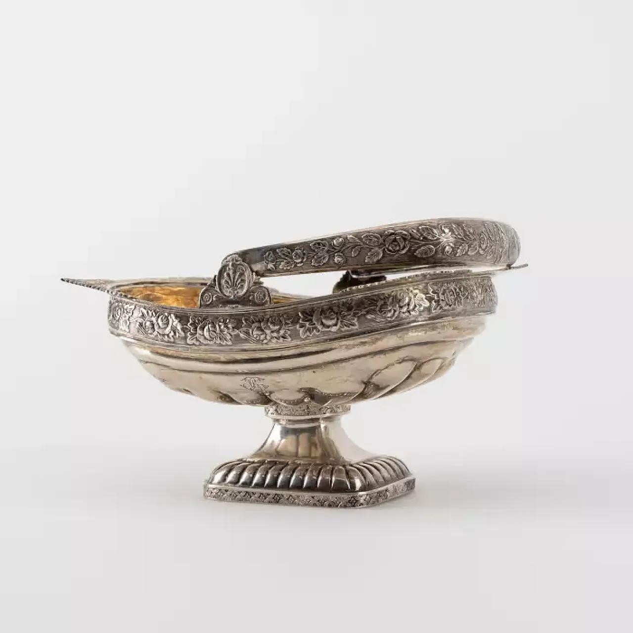 Silver bonbonnière in the Empire style, 19th century 4