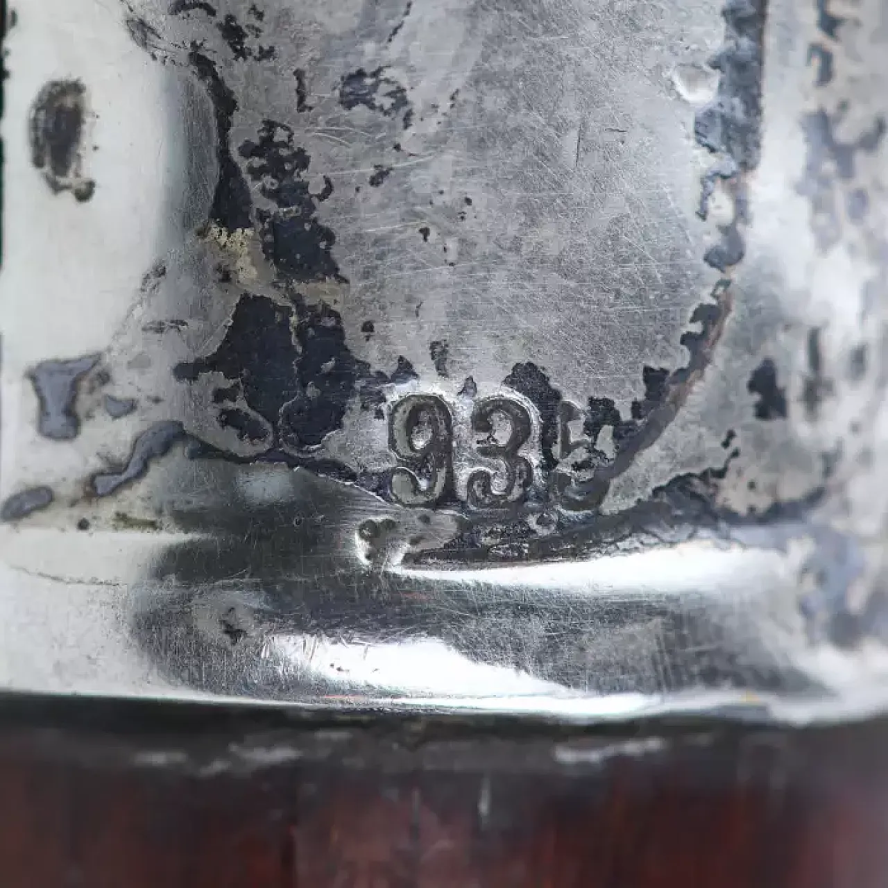 Walking cane with a silver handle, late 19th century 2