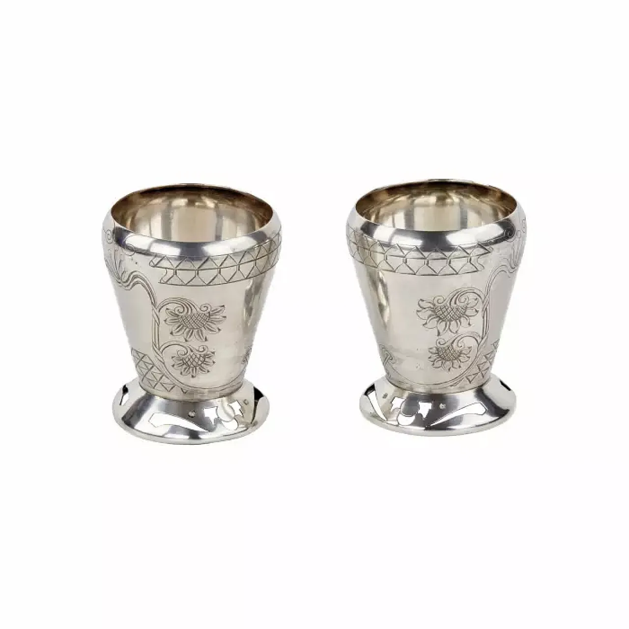 Silver shot cups, early 20th century 5
