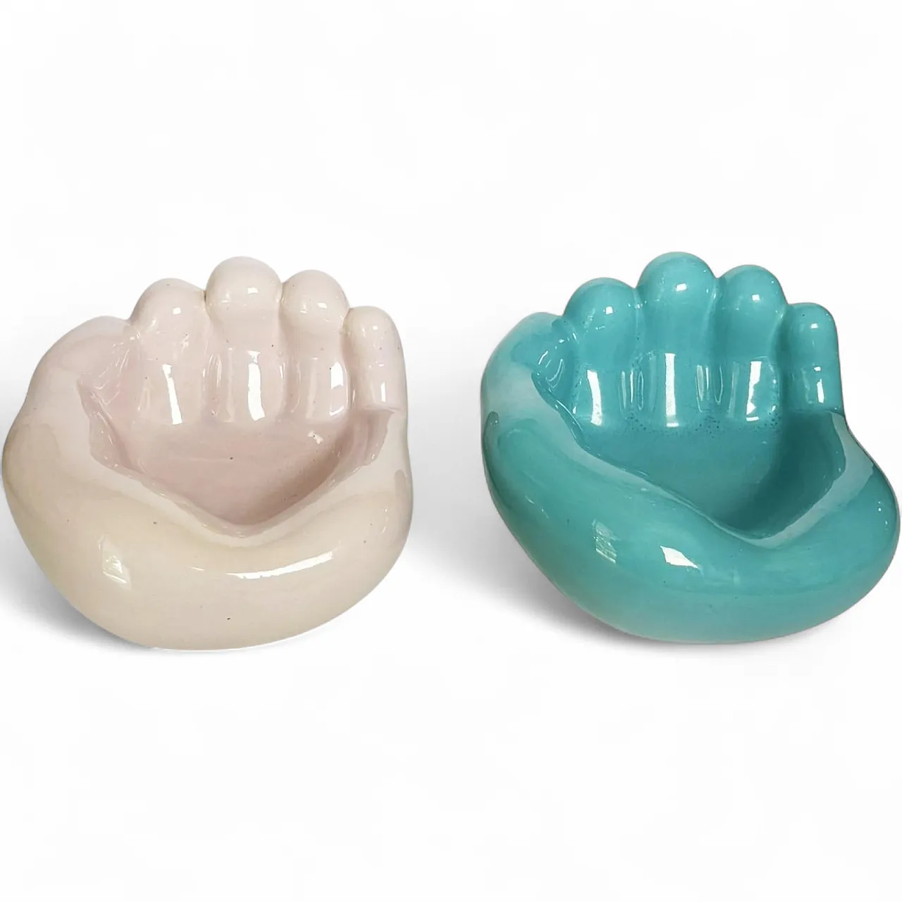 Pair of blue and green bear paw ceramic ashtrays, 1970s 13