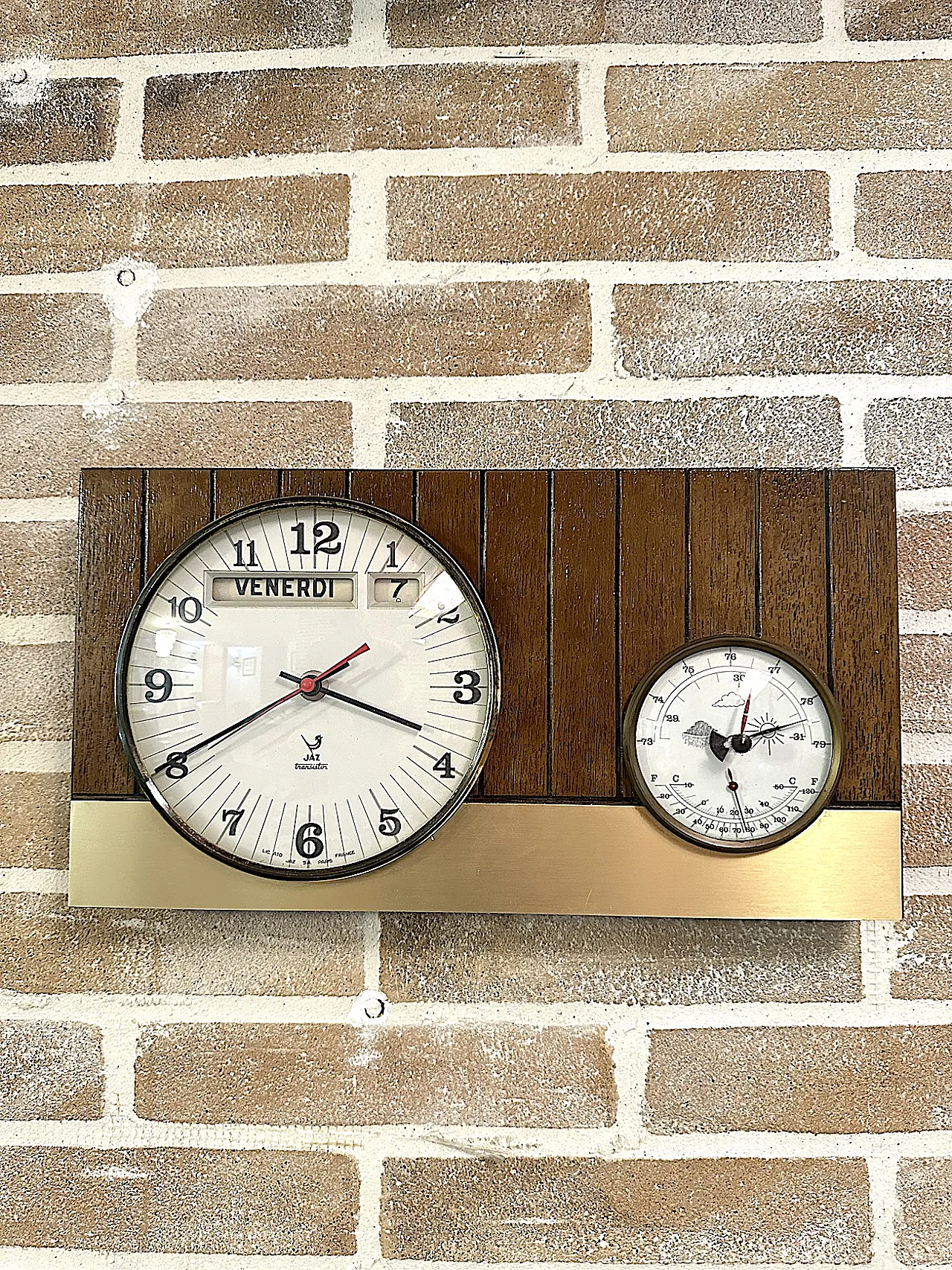 JAZ BARIC Transistor Weather Station Wall Clock 70s Made in 1
