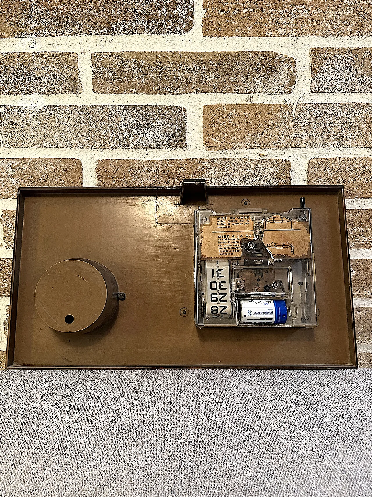 JAZ BARIC Transistor Weather Station Wall Clock 70s Made in 4