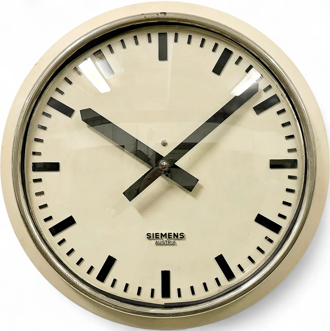 Beige Industrial Factory Wall Clock from Siemens Austria, 1960s 18