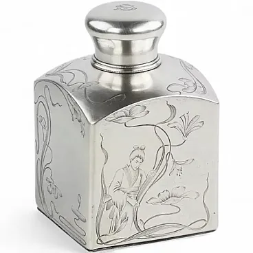 Silver tea caddy of square form, late 19th century