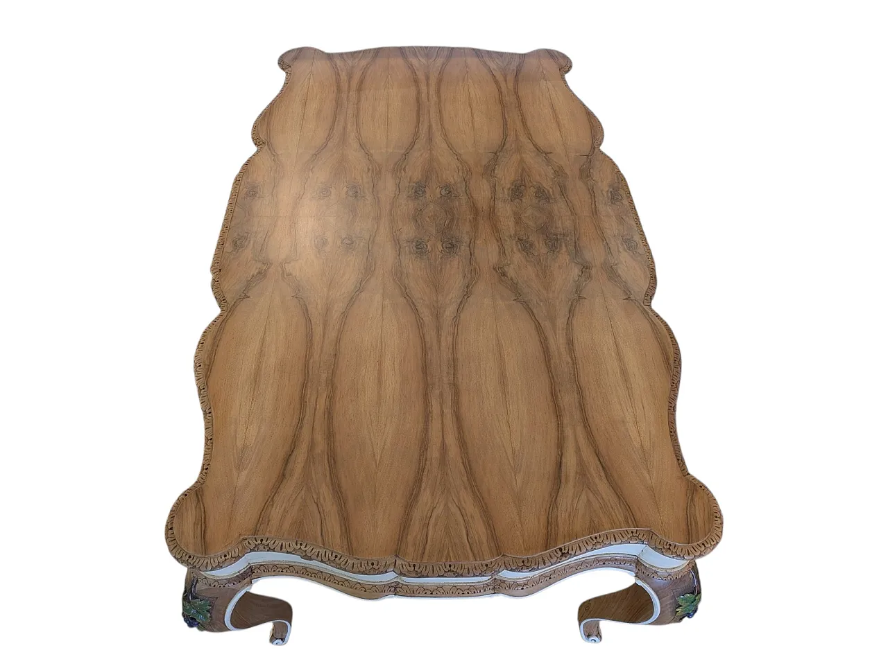 Walnut dining table with carved grape detail, 30s 3