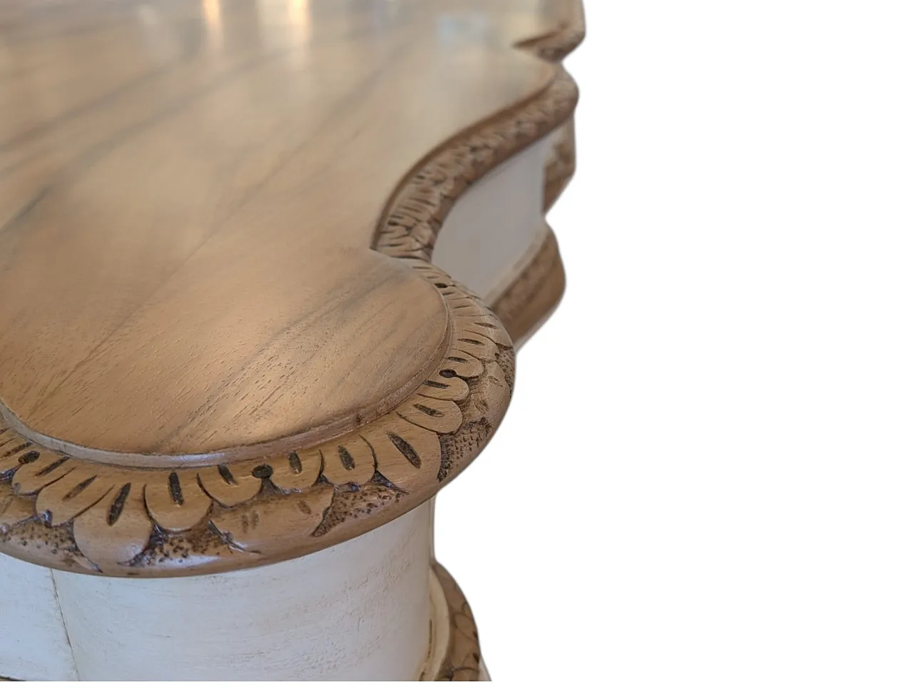 Walnut dining table with carved grape detail, 30s 6