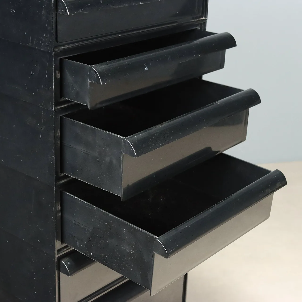 4602 Chest of drawers by Simon Fussell for Kartell, 1970s 4