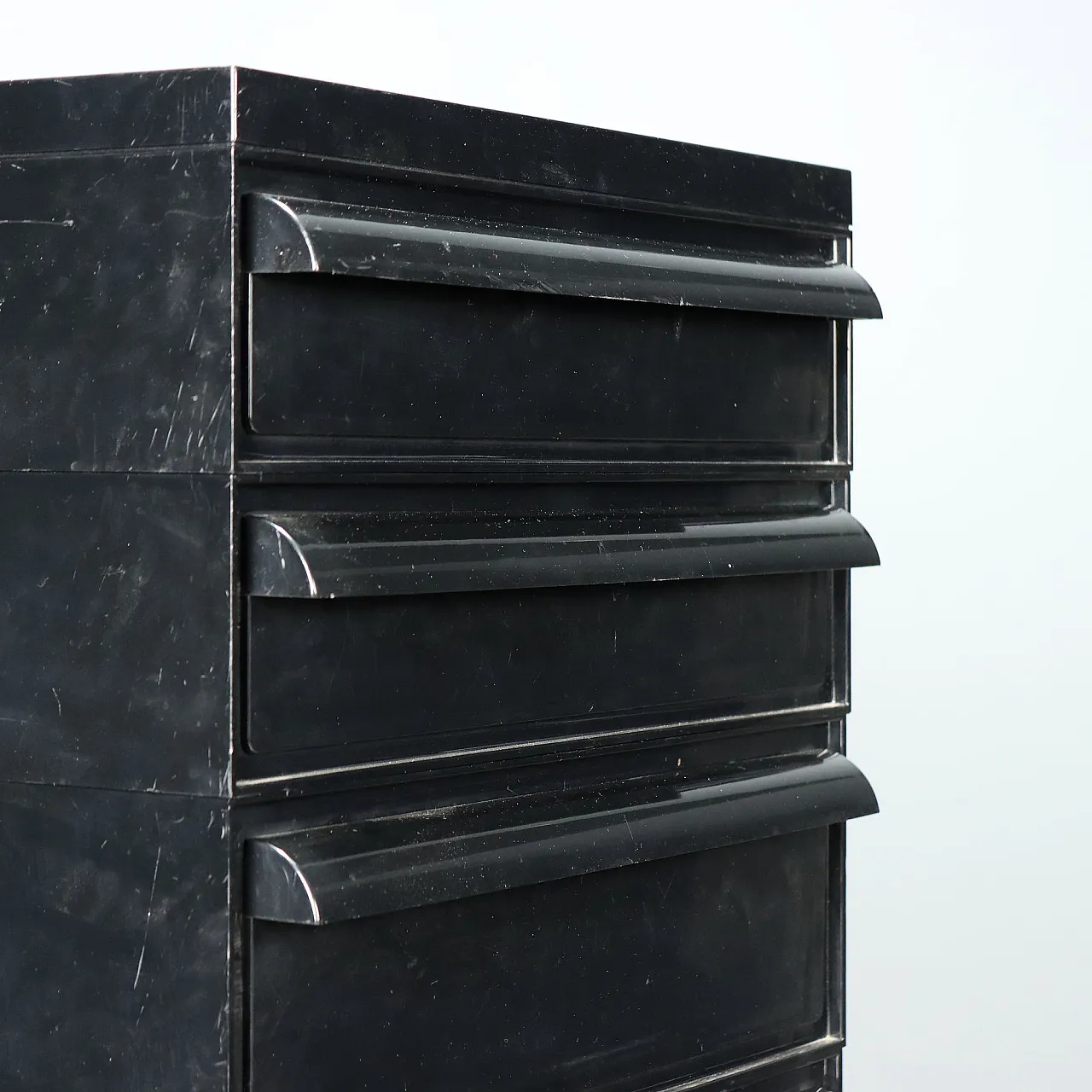4602 Chest of drawers by Simon Fussell for Kartell, 1970s 5