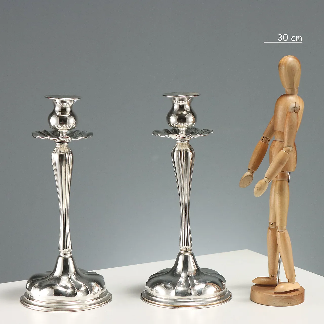 Pair of silver candlesticks by Bellotto, 20th century 2
