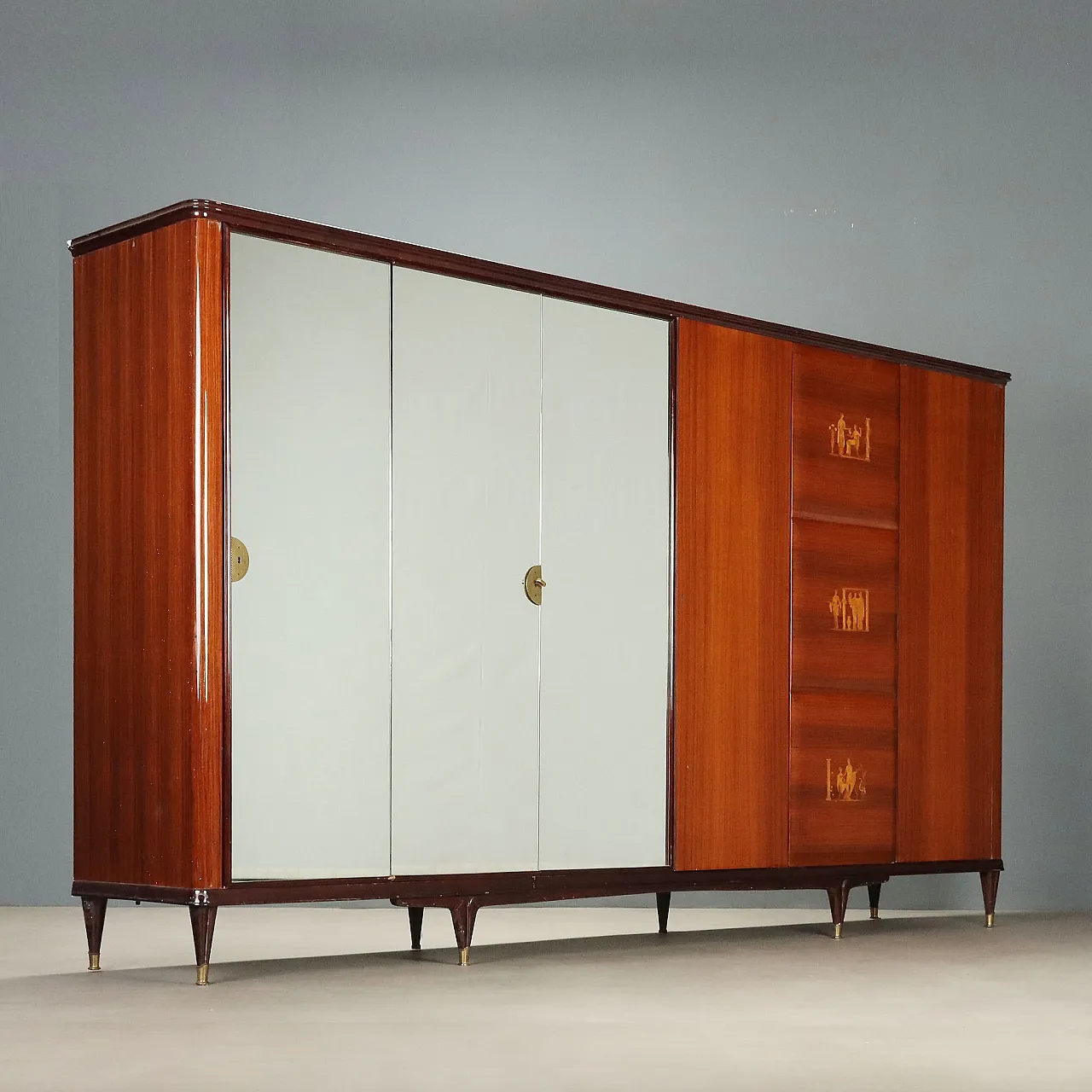 Spacious Italian-made wardrobe, 1950s 1