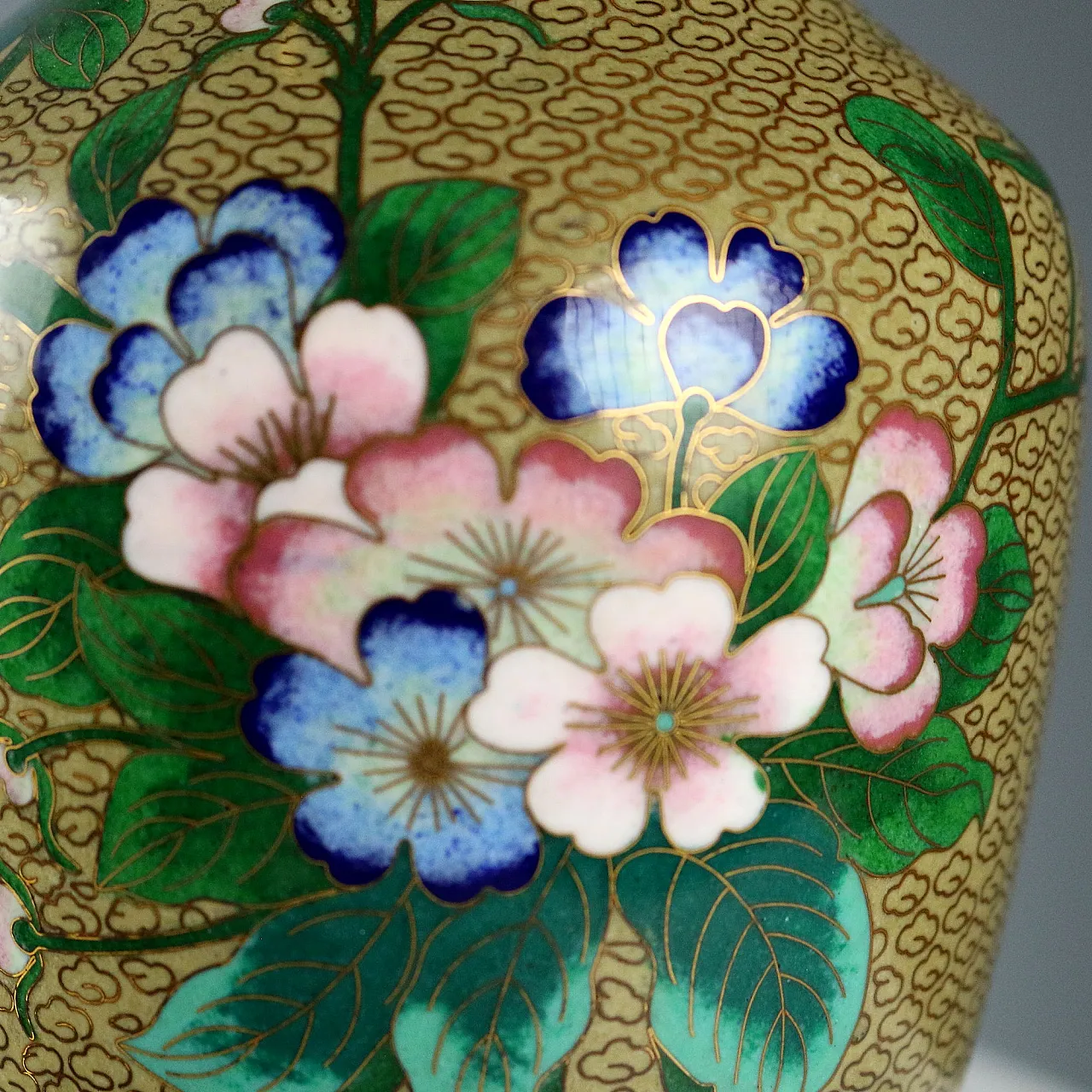Coppia di vasi Cloisonné, '900 3