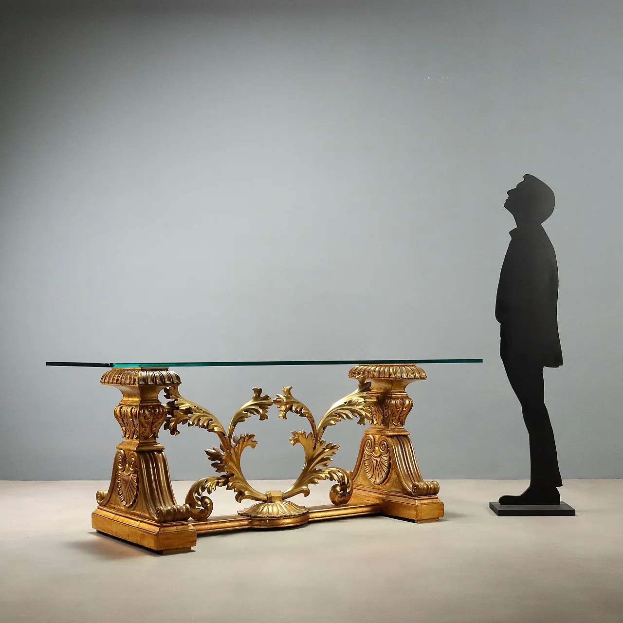Table with carved and gilded wooden base, 20th century 2