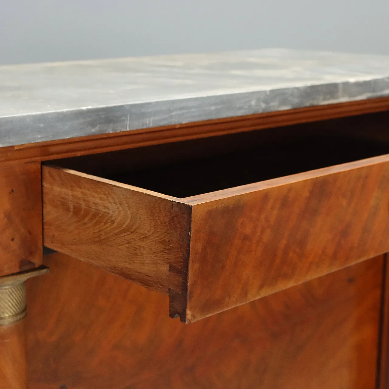 Secretaire Napoleone III in mogano con marmo grigio, '800 9