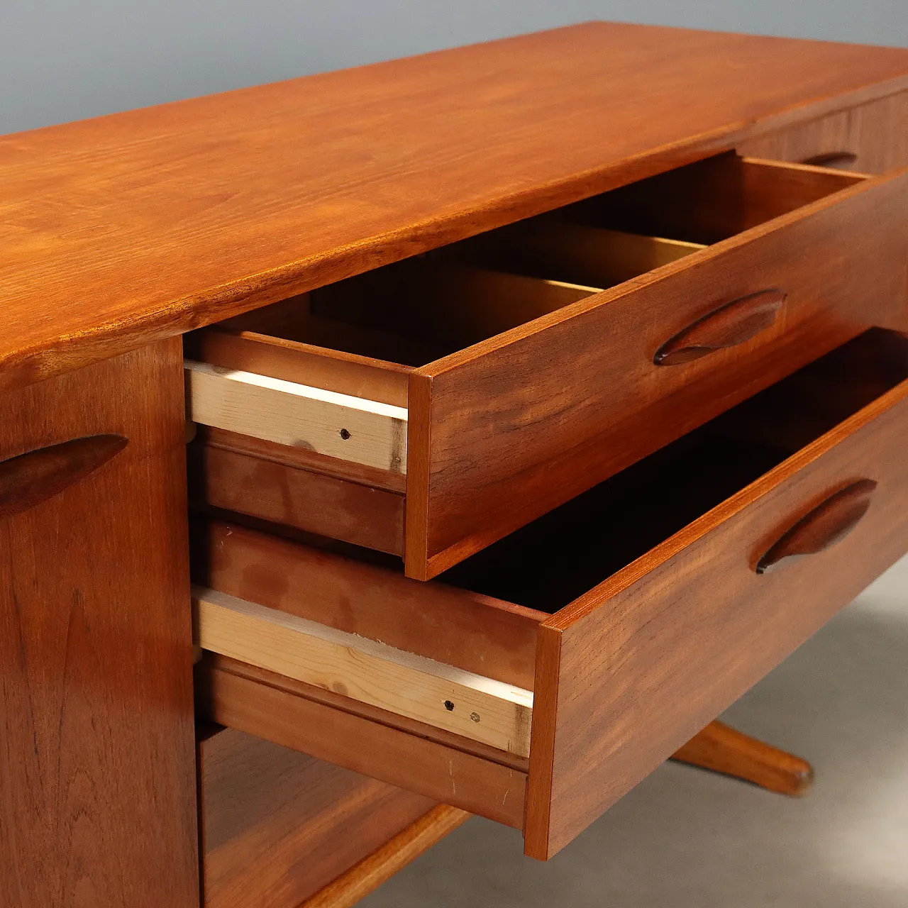 Sideboard in teak, anni '60 6