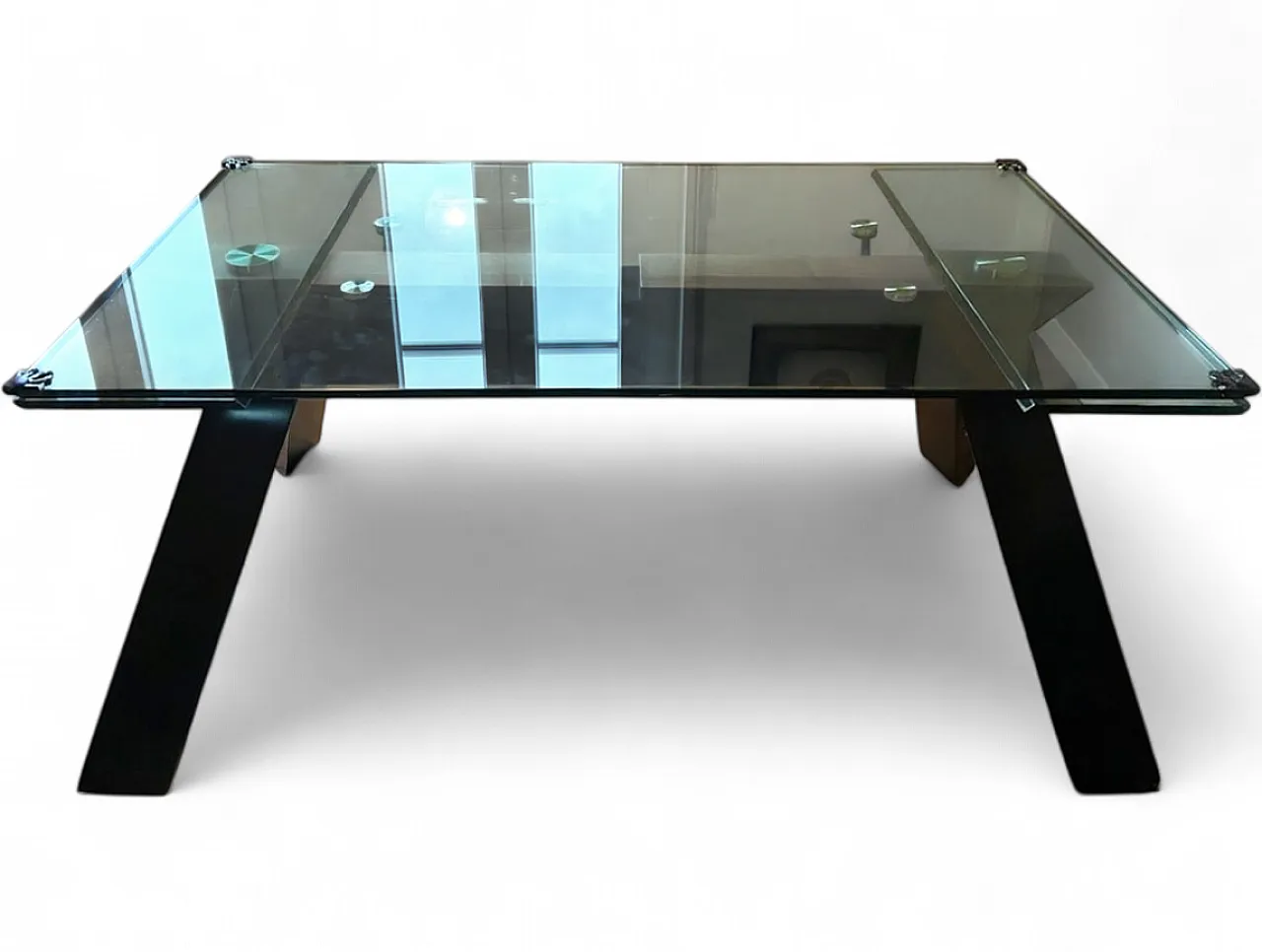 Extendable crystal dining table with Black lacquered legs, 1980s 4