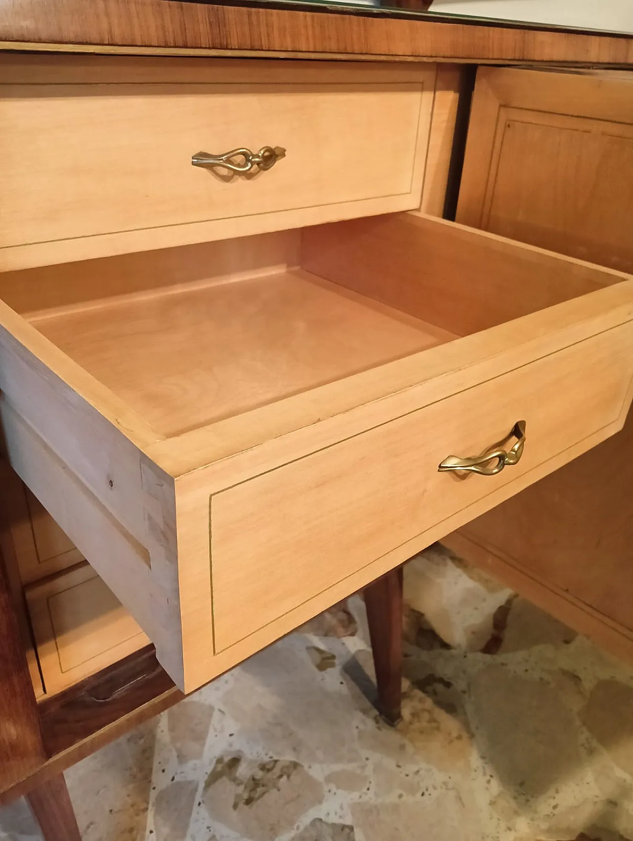 Credenza con specchio di Vittorio Dassi, anni '50 4