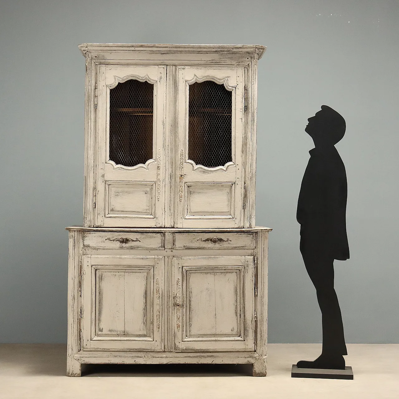 Provencal sideboard in grey lacquered oak, 18th century 3