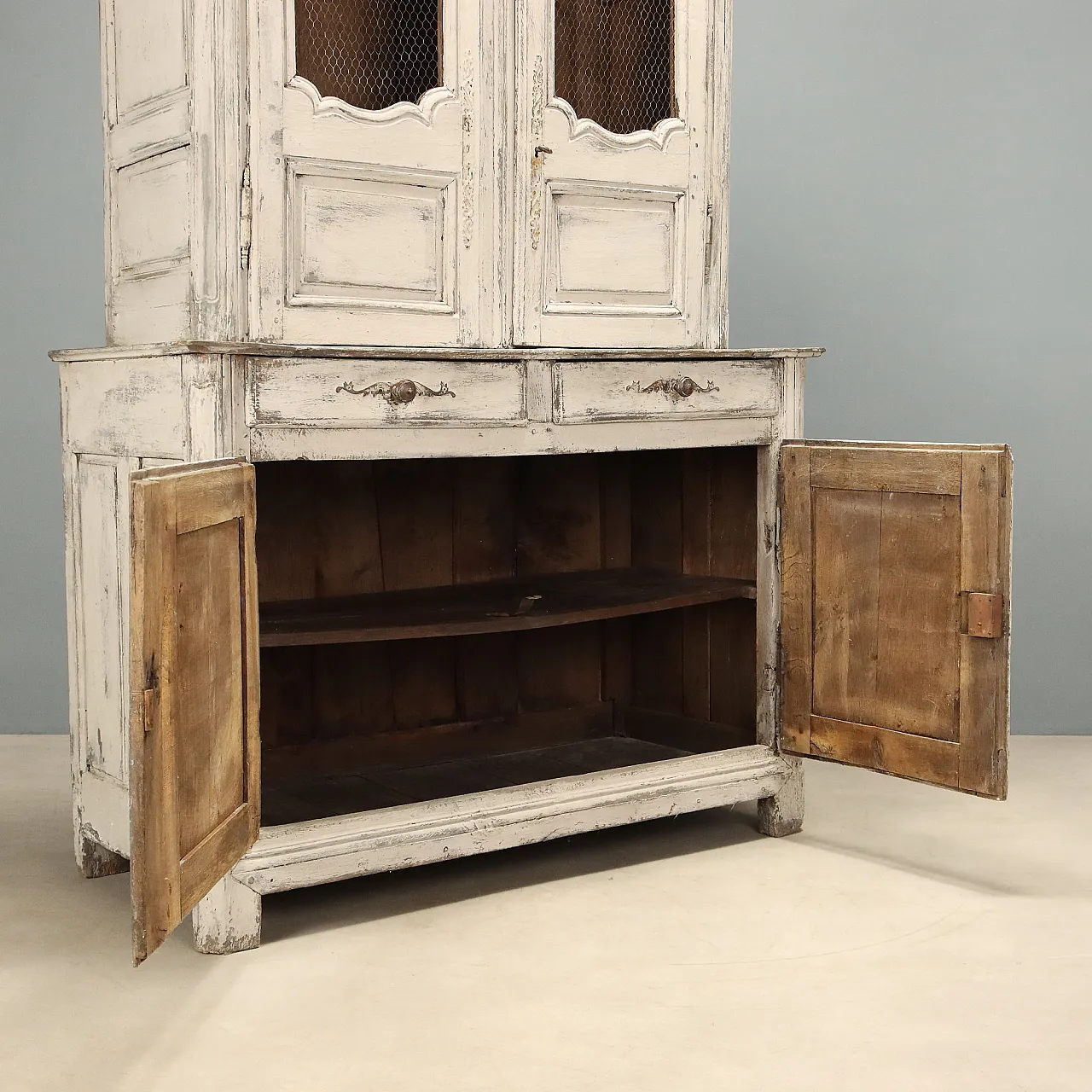 Provencal sideboard in grey lacquered oak, 18th century 5