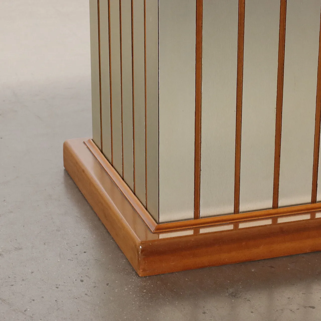 Mahogany veneer and aluminium table, late 20th century 7